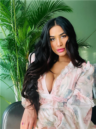 नही रहीं पूनम पांडे, 32 की उम्र में दुनिया को कहा अलविदा - Hindi News | नही रहीं पूनम पांडे, 32 की उम्र में दुनिया को कहा अलविदा | Latest Photos at Lokmatnews.in